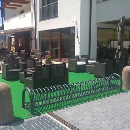 Flora Alpina Hotel